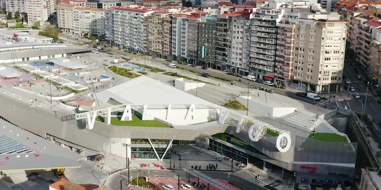 Hikvision helps Vialia Vigo Shopping Center boost safety, efficiency and customer satisfaction